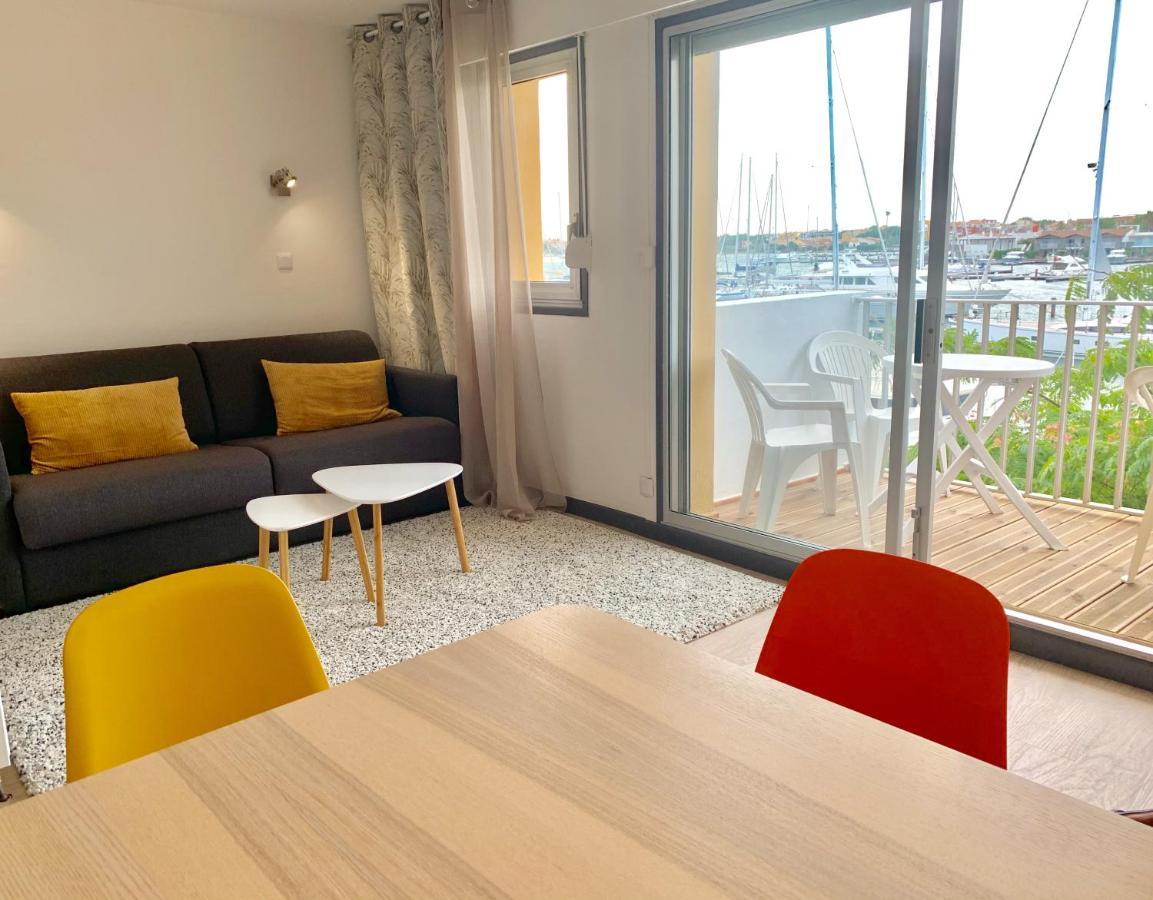1ere Ligne Vue Port Avec Balcon, Piscine Apartamento *
